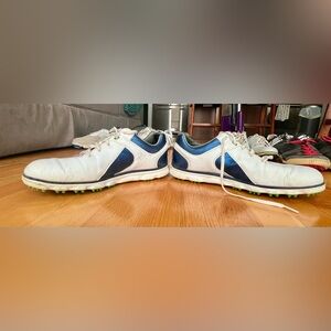 Men’s FootJoy Pro SL Spikeless Golf Shoe